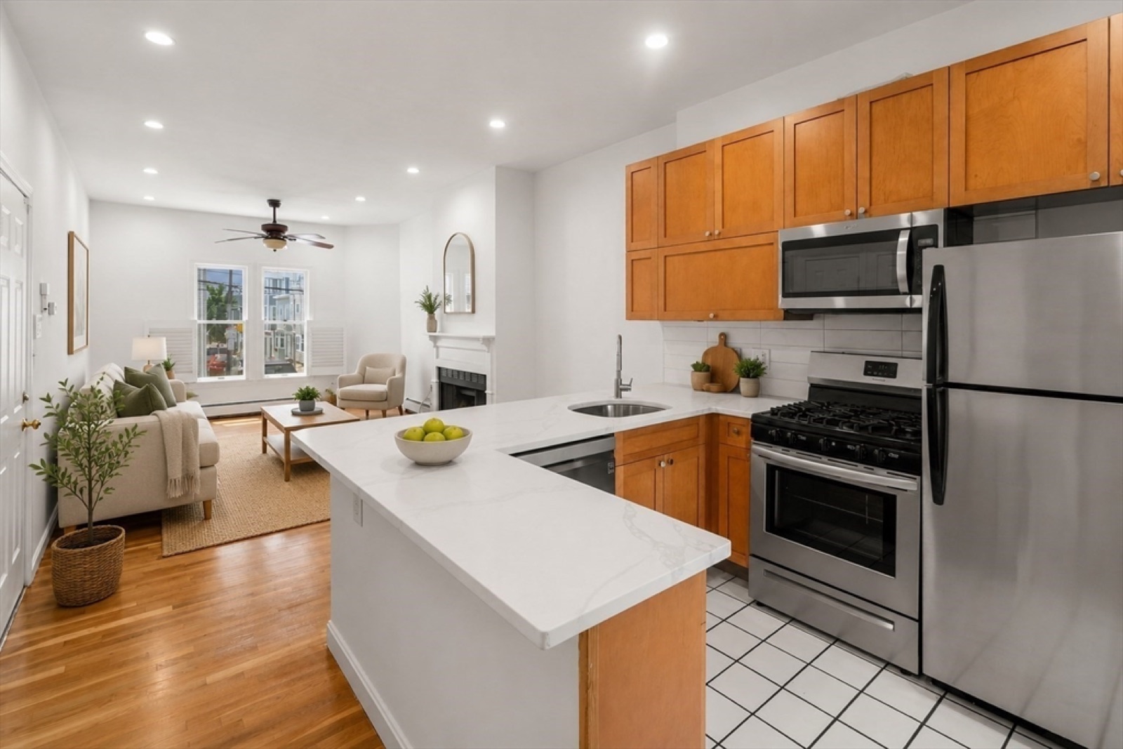 Interior of 186 West 7th Street 1 in Boston