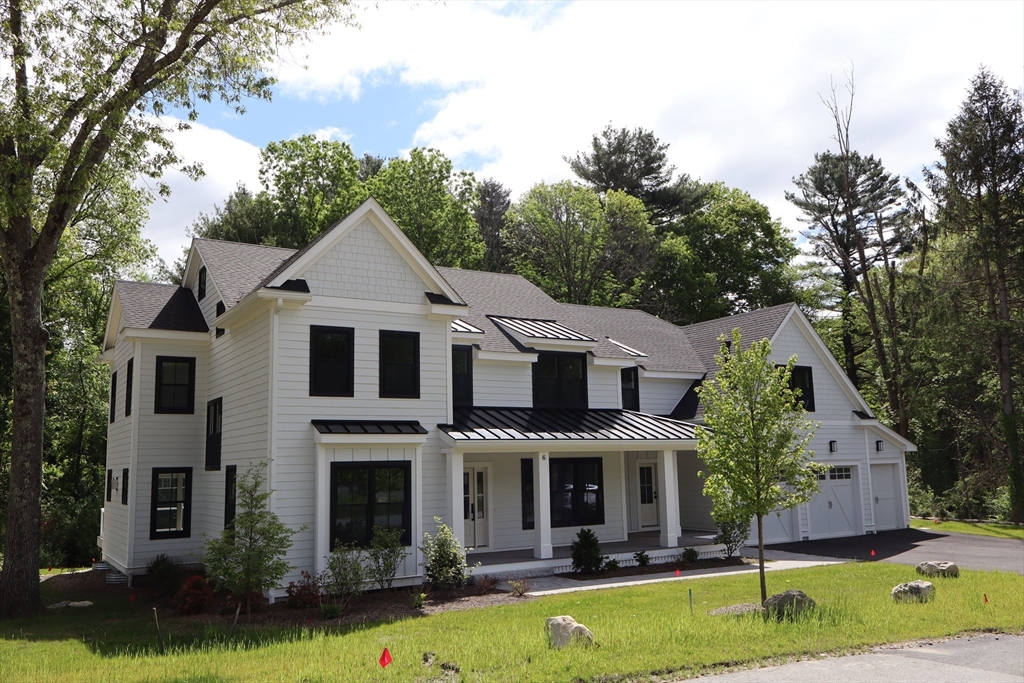 6 Clifford Lane in Weston