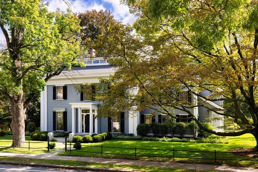 172 Brattle Street in Cambridge