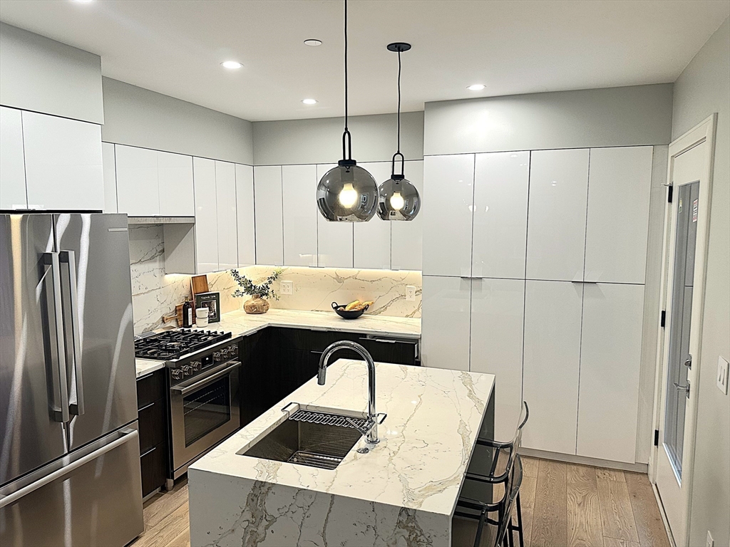 14 North Bennet Street #1 in Boston