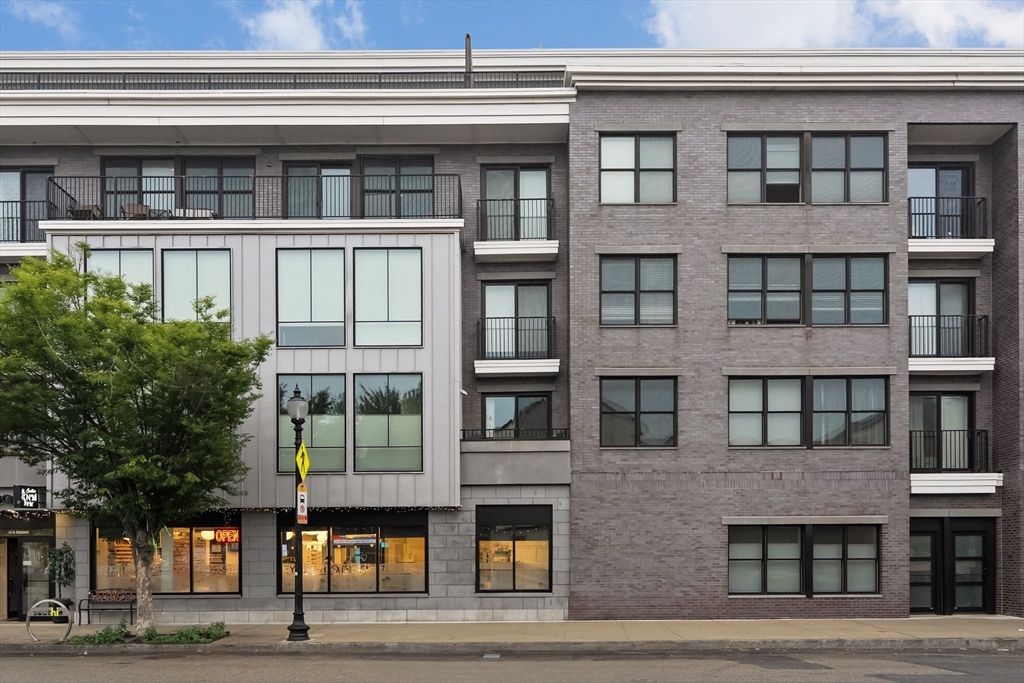150 W. Broadway #418 in Boston