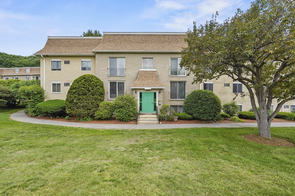 220 Swanson Road #605 in Boxborough