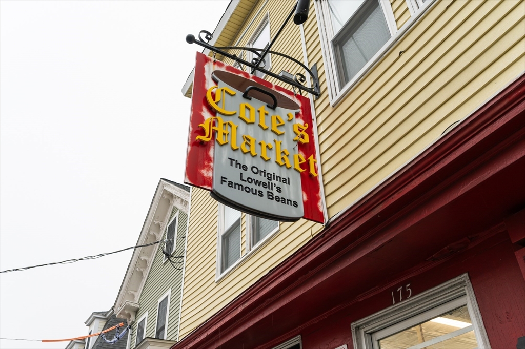 169-171 Salem St in Lowell