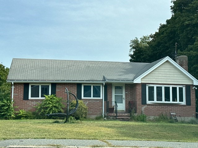 358 East St in East Weymouth