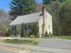 32 Chandler Ave in Walpole