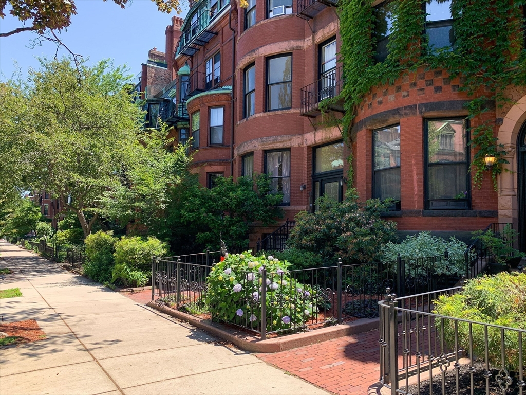 388 Marlborough St #2 in Boston