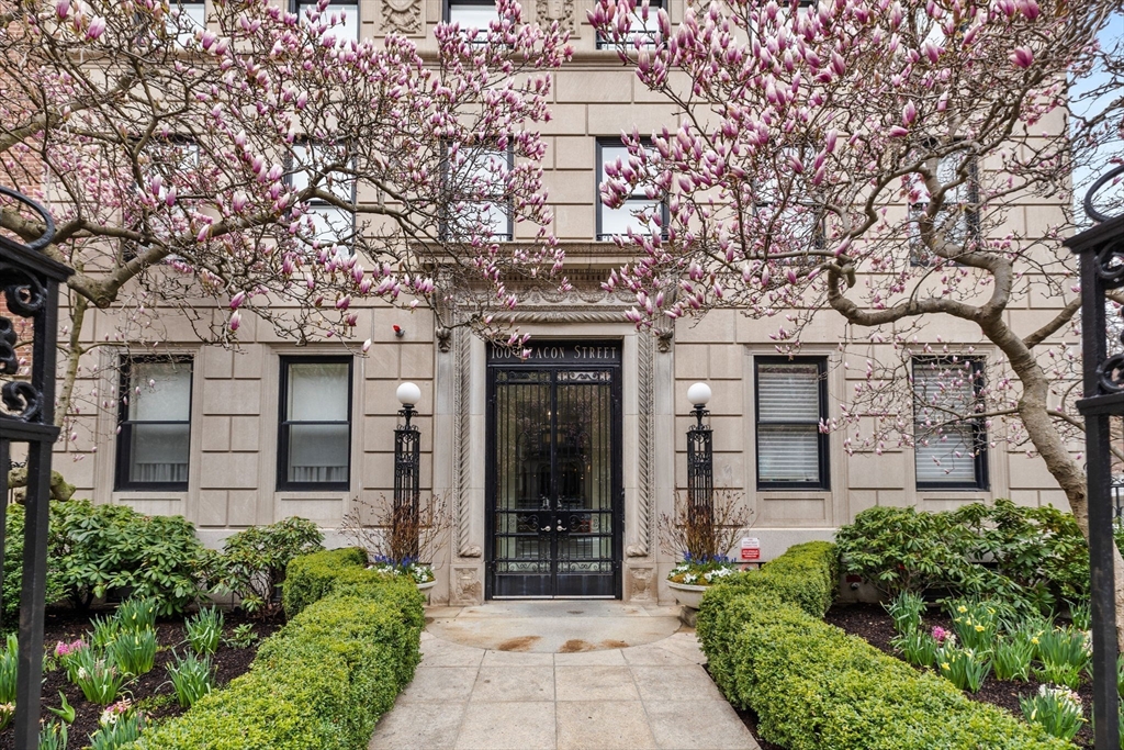 100 Beacon Street #6 in Boston