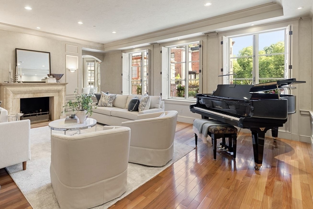 25 Beaver Place #25 in Boston