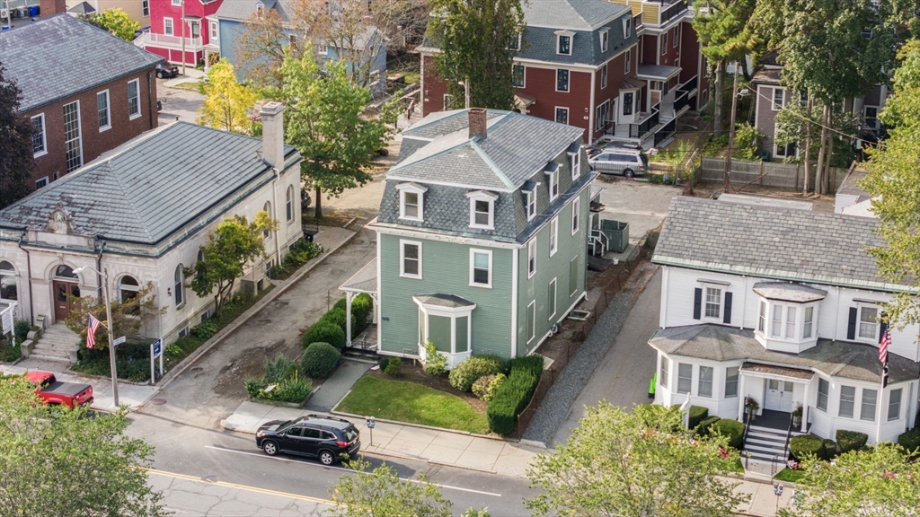 370 Washington St in Brookline