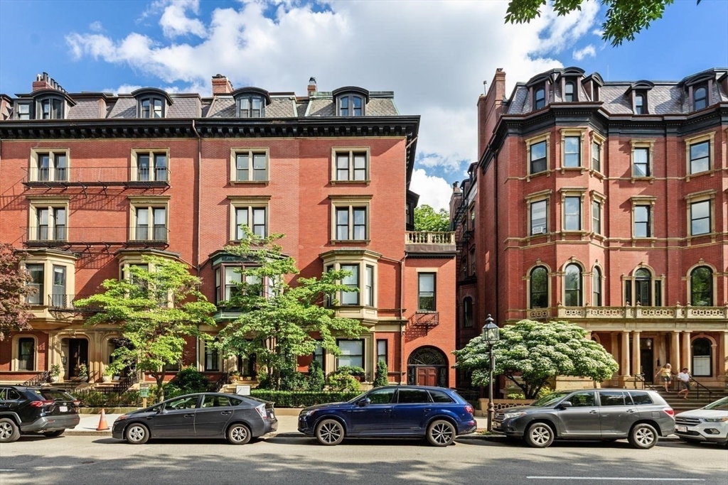 36 Commonwealth Avenue #PH in Boston