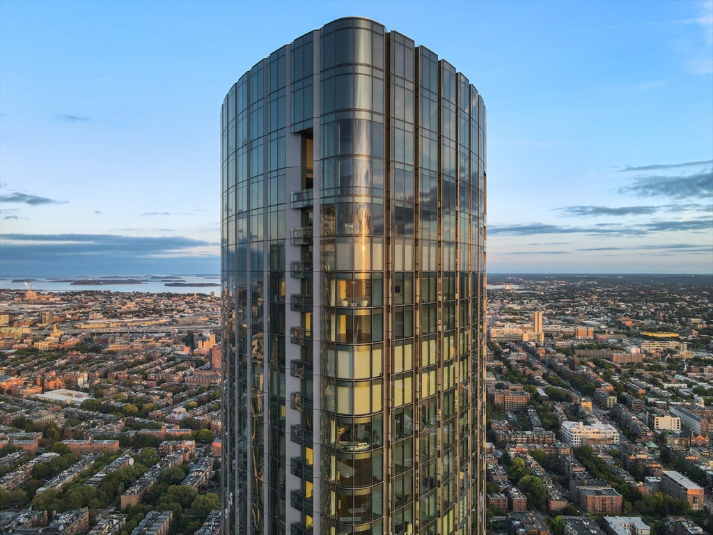 1 Dalton St #5802 in Boston
