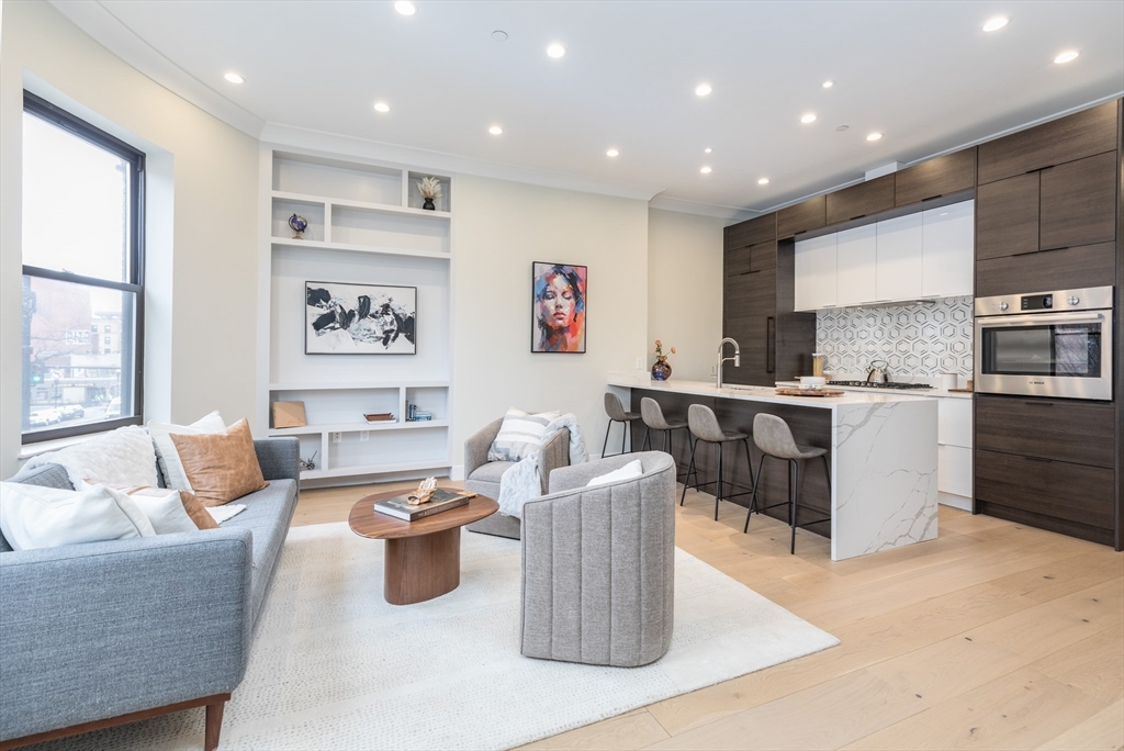 577 Massachusetts Ave. #3 in Boston