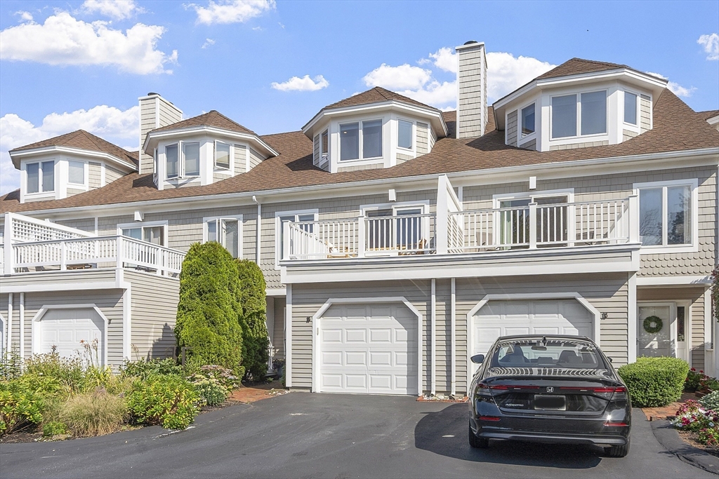 15 Raven Lane #15 in Gloucester