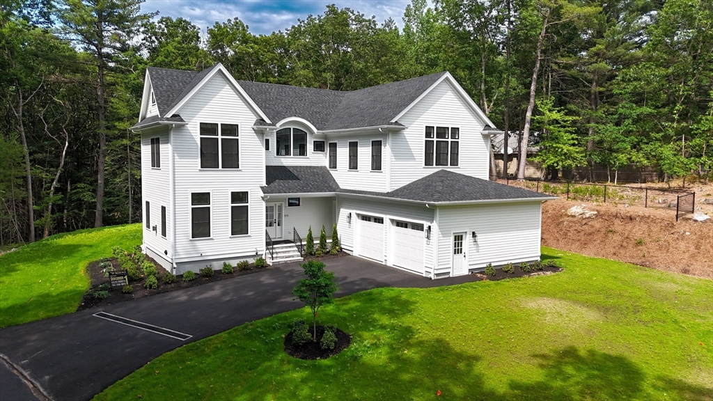 213 Sandy Valley Road in Dedham