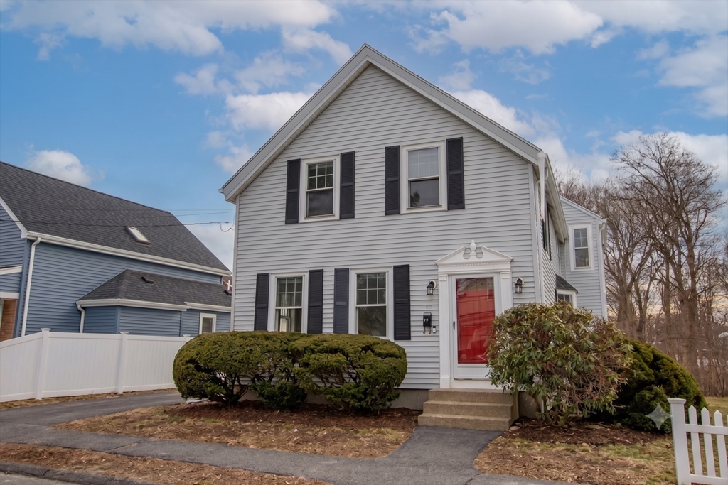 49 Greenhood St in Dedham