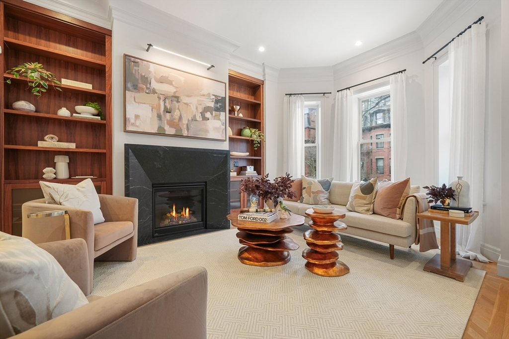 352 Marlborough St in Boston