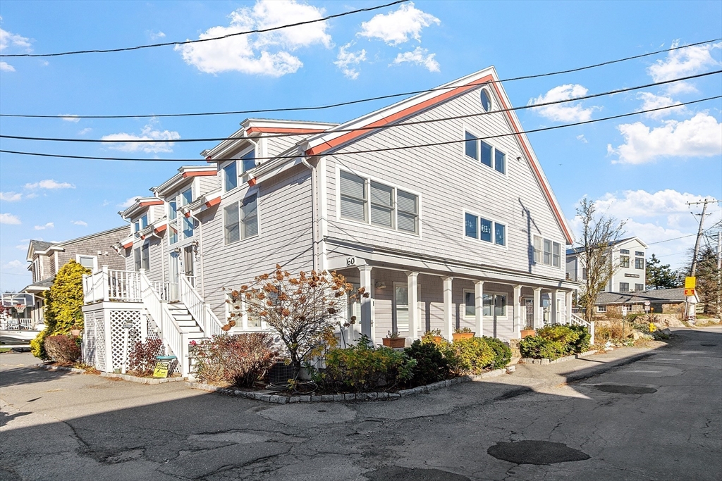 60 Rocky Neck Ave #202 in Gloucester