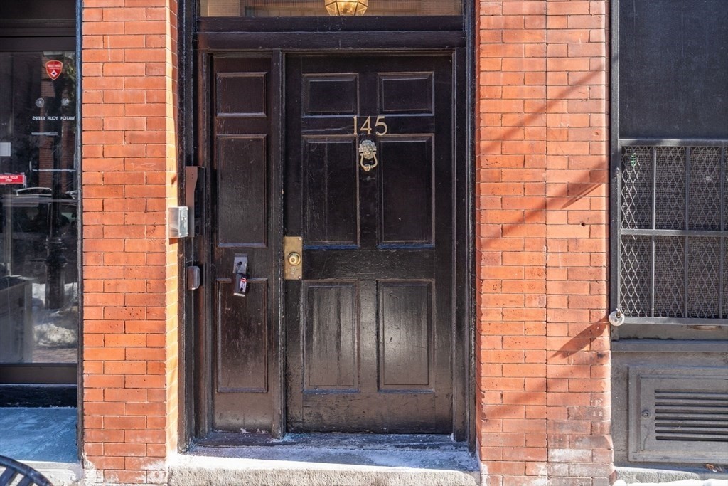 145 Charles St #2 in Boston