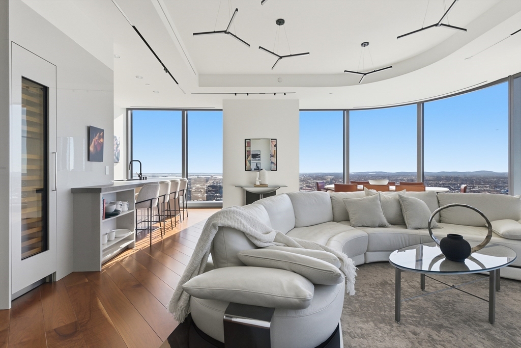 1 Dalton St #4205 in Boston