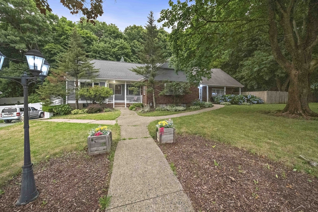 630 North St in East Weymouth