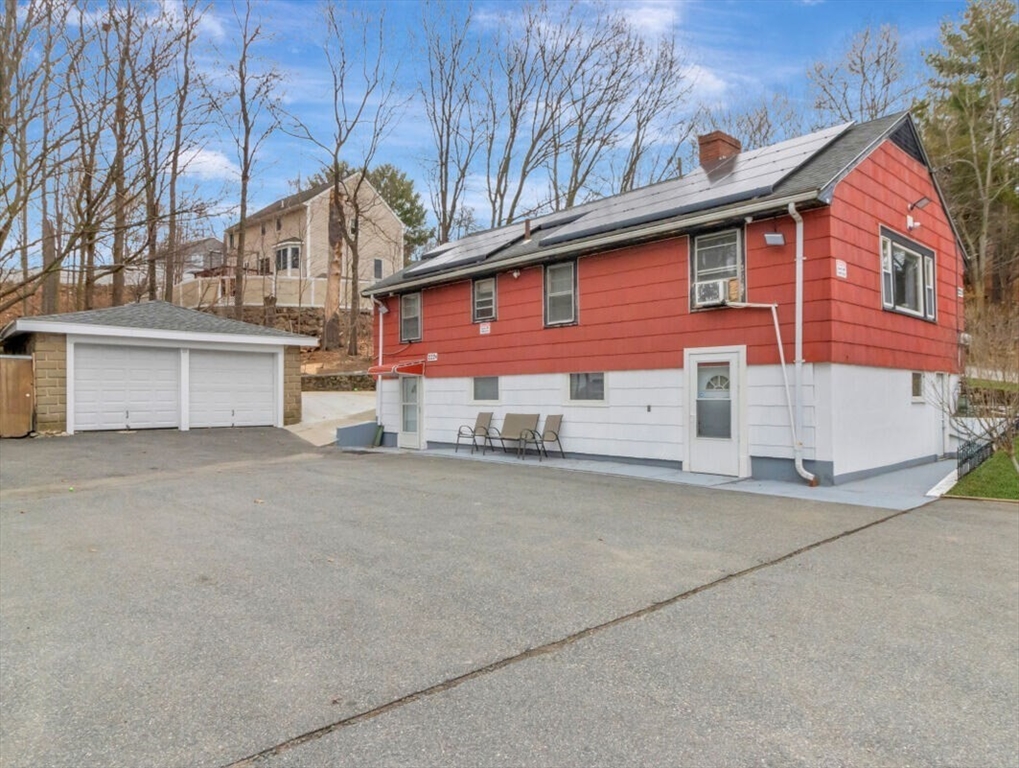 222 Walnut St in Saugus