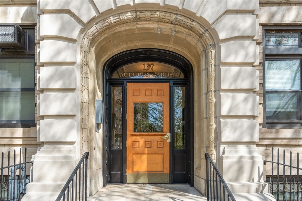 137 Peterborough St #21 in Boston