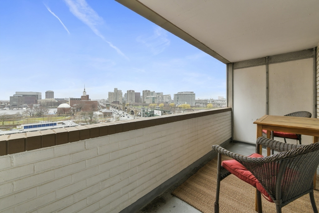 6 Whittier Pl #8P in Boston