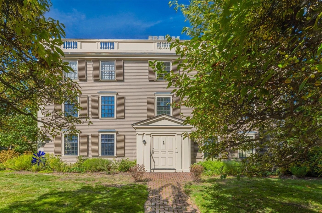 159 Brattle Street in Cambridge