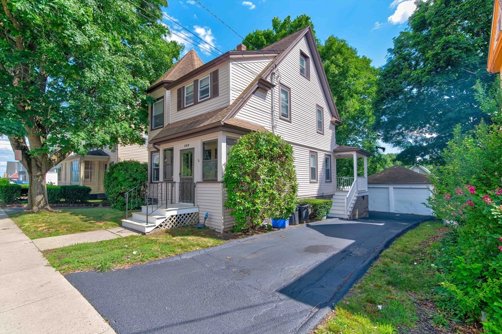 165 Whitwell St in Quincy
