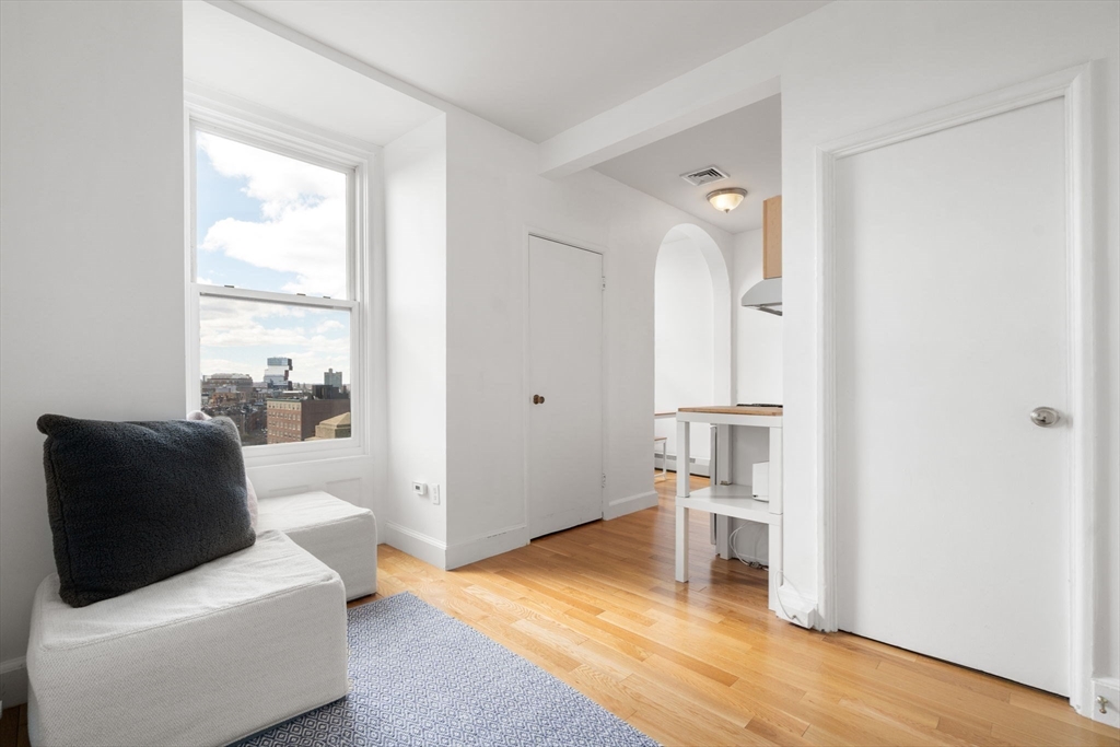 483 Beacon St #PH4 in Boston