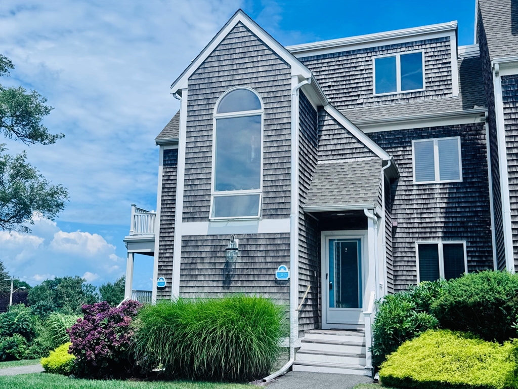 4 Highland Terrace #415 in Plymouth