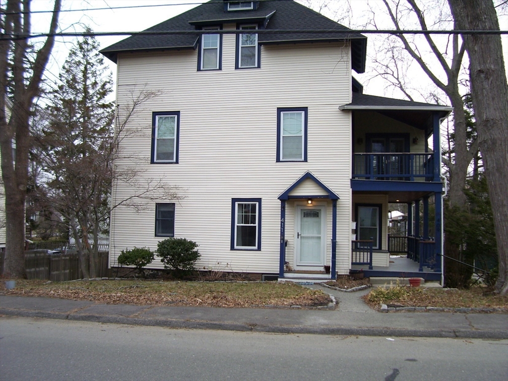 411 Atlantic Ave #411 in Marblehead