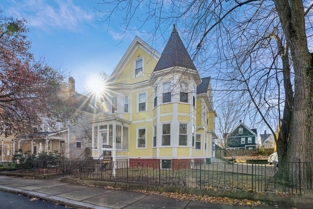 9 Kidder Ave #2 in Somerville