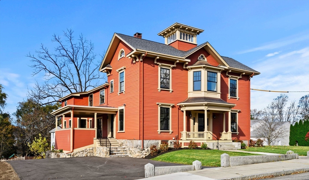 23 Ward St in Woburn