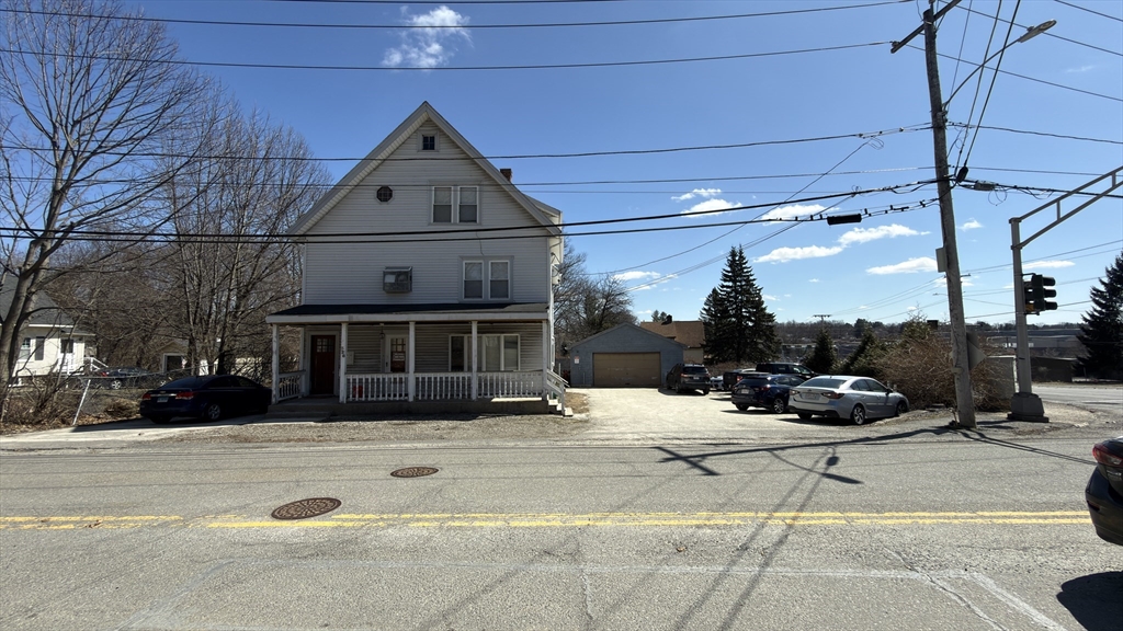 328 Brooks St in Worcester