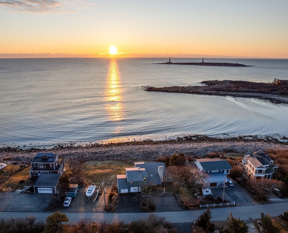 68 Eden Rd in Rockport