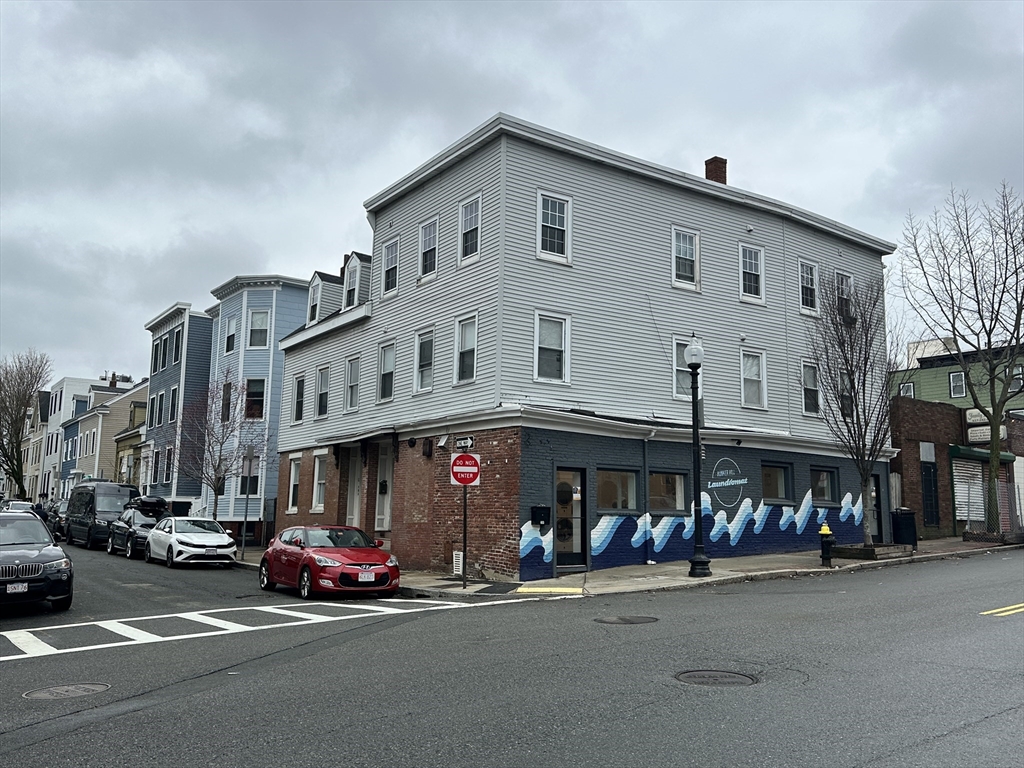 194-198 Bunker Hill St in Charlestown