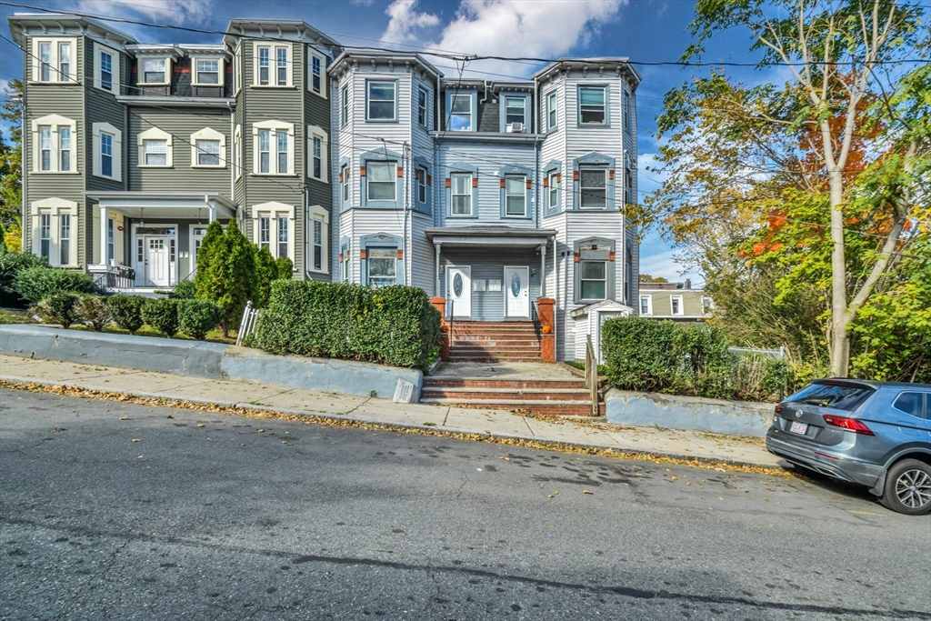 5-7 Everett Ave #5-2 in Dorchester
