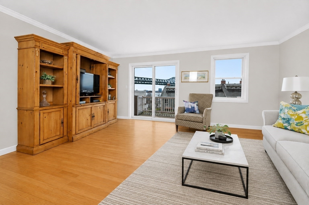 18 Breakwater Drive #18 in Chelsea