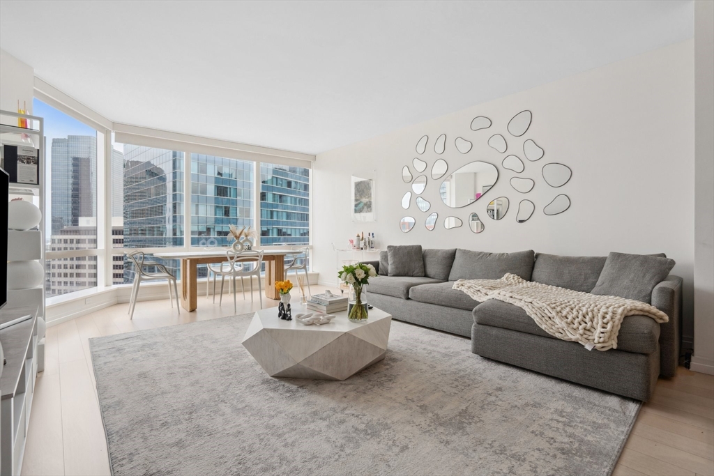 1 Franklin St #2507 in Boston