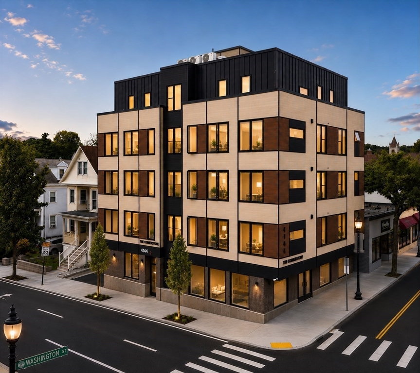 4164 Washington St #06 in Roslindale