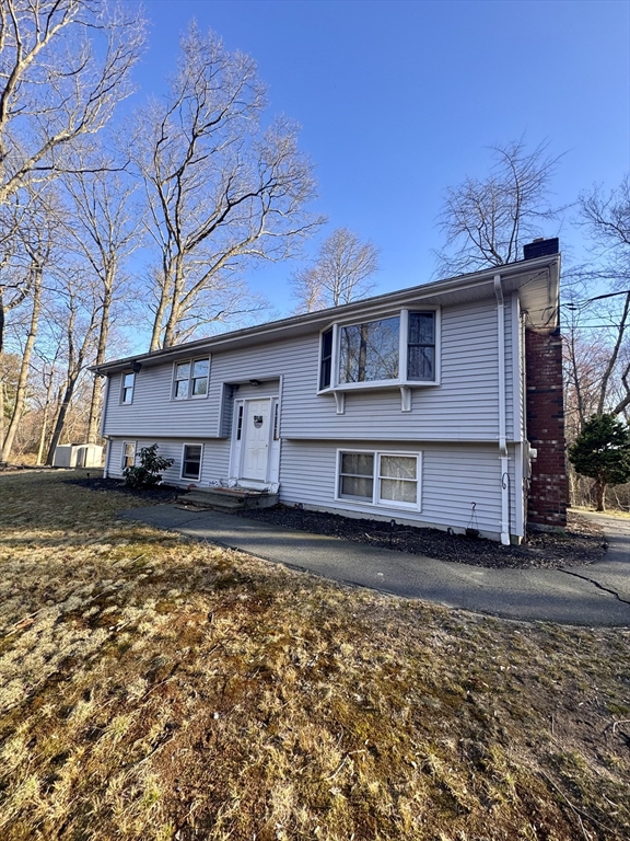 21 Park Dr in Attleboro