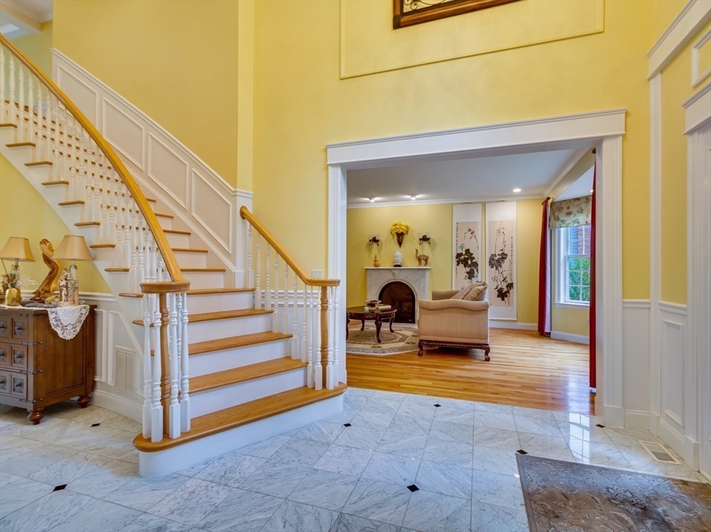 14 Nassau Drive in Winchester