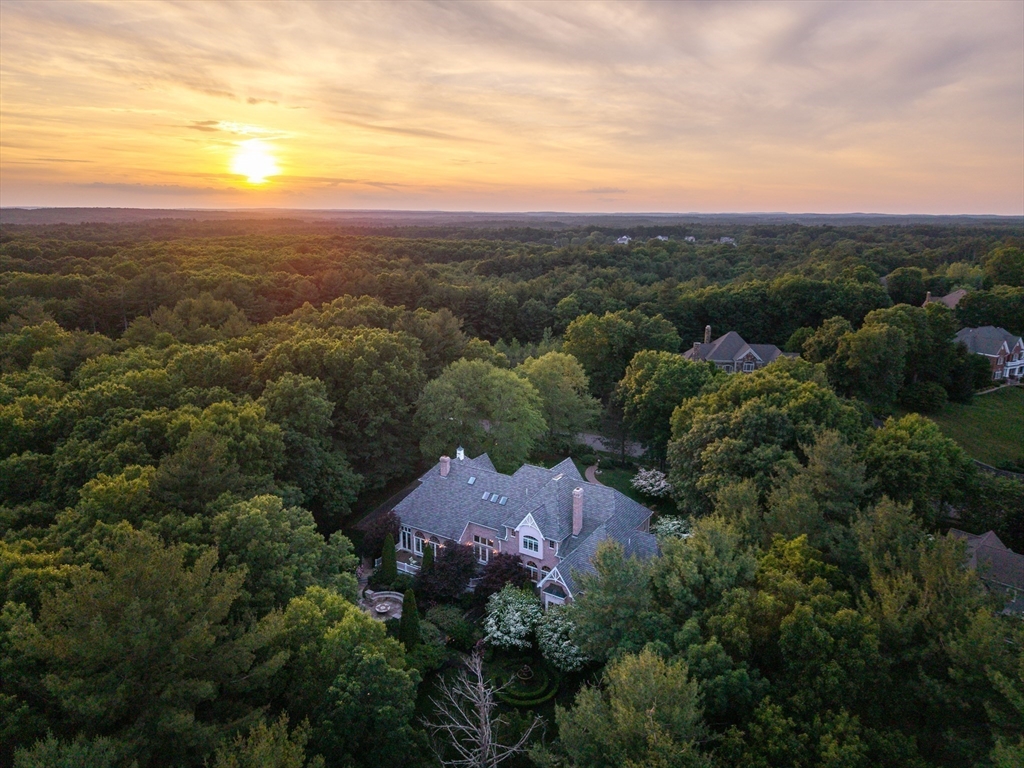 6 Trailside Way in Norfolk
