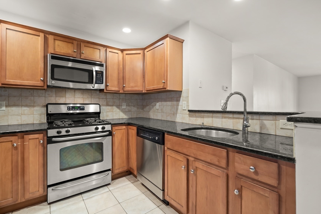 120 Wyllis Ave #103 in Everett