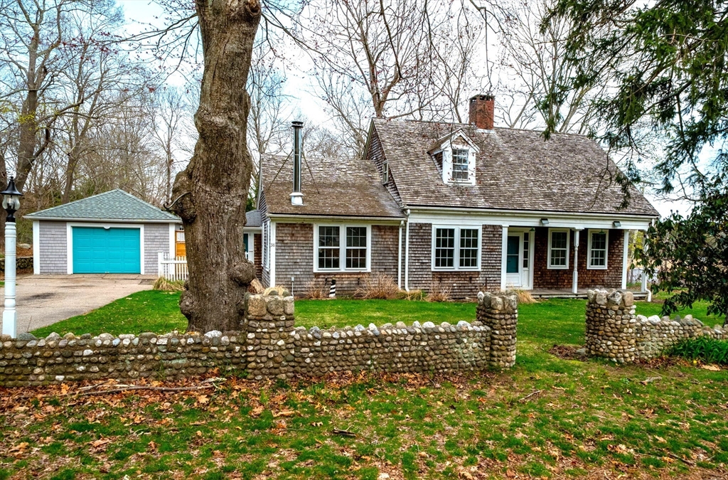 38 Landing Rd in Kingston