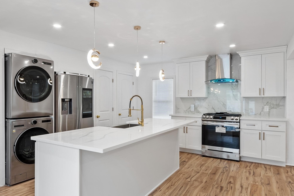 5 Oceanview St in Winthrop