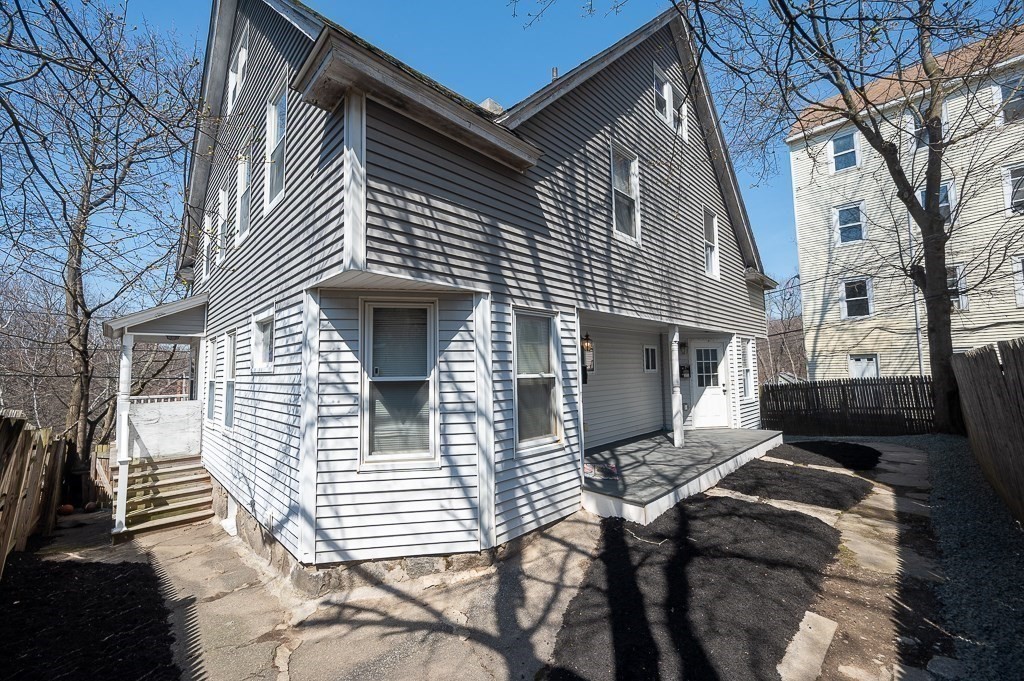 104 1/2 Rodney St in Worcester