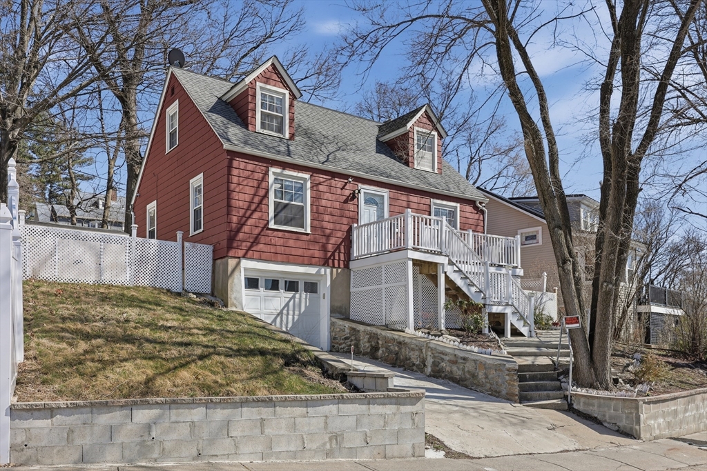 32 Indian Lake Parkway in Worcester