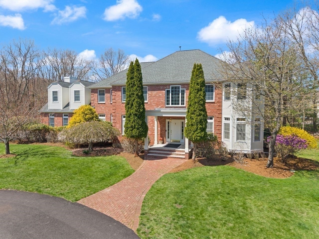 7 Dry Pond Rd in Sharon